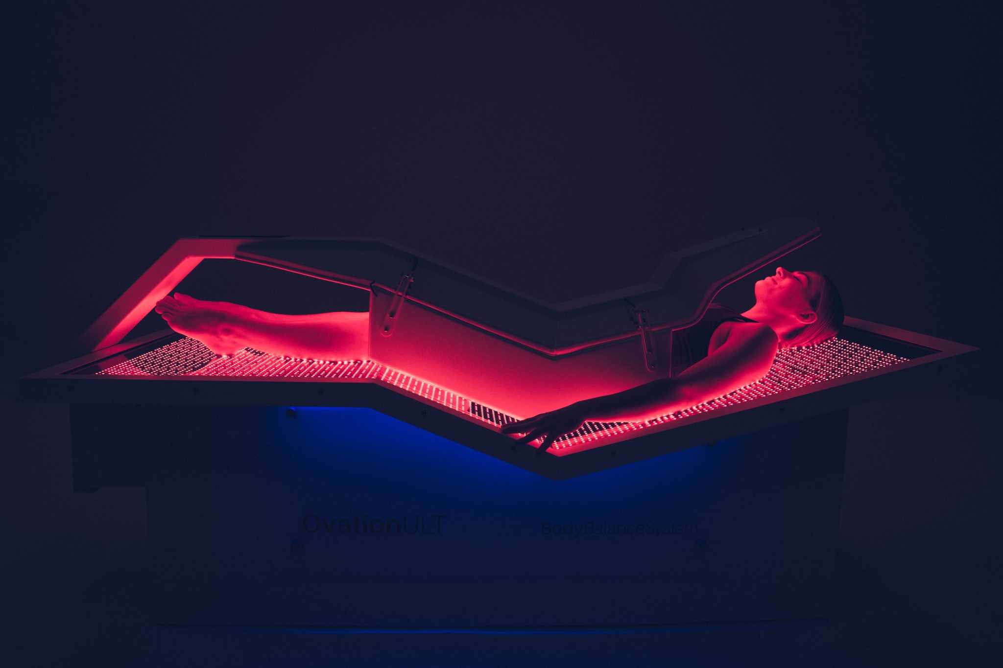 Ovation ULT red light therapy bed with ergonomic design and advanced infrared technology