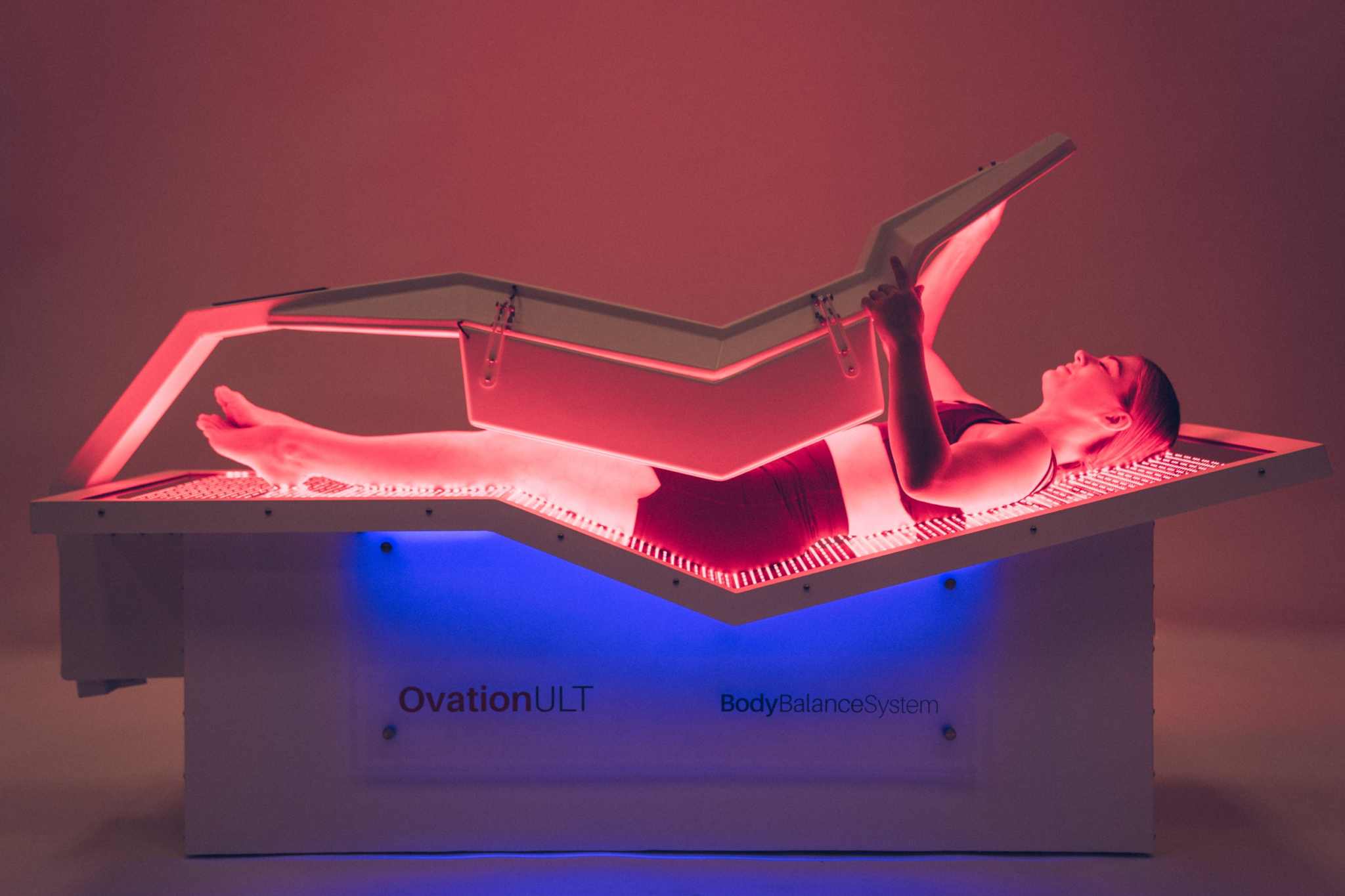 Body Balance Ovation ULT red light therapy bed with ergonomic design