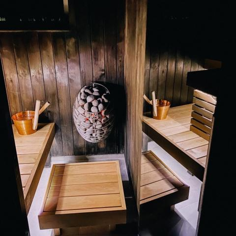 HUUM DROP 9.0kW sauna heater package with stones and control panel