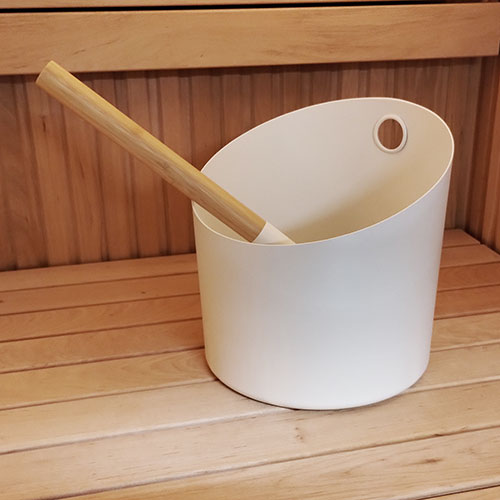 Kolo white bucket & ladle